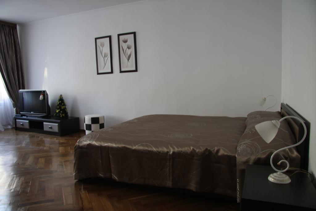 Apartment On Virmenska Street 2 Лвив Екстериор снимка